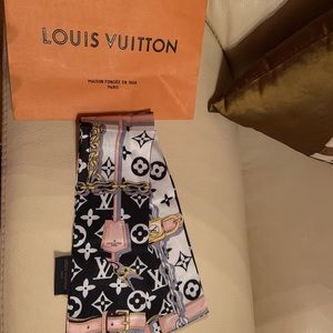 Louis Vuitton Monogram Confidential Silk Bandeau